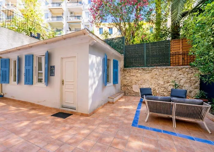 Apartment The With The Garden Nizza
